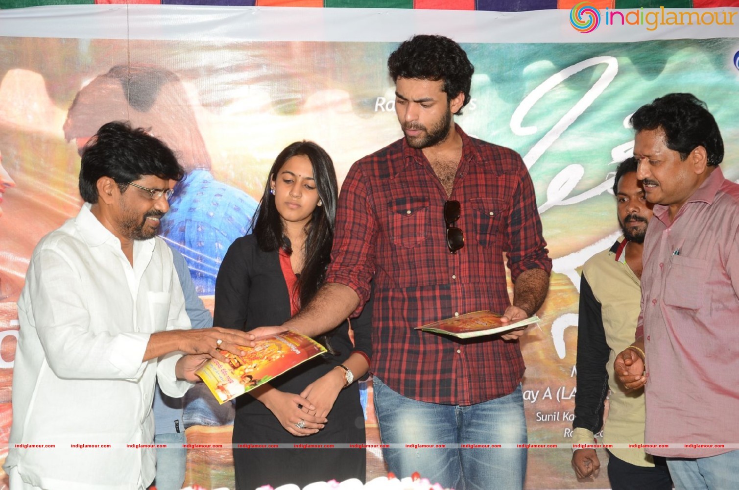 Oka Manasu Fans Celebrations Event hd photo