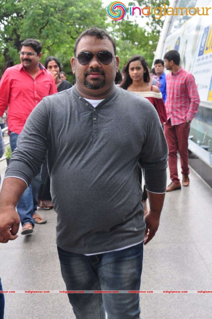 Oka Manasu Theater Coverage Pics Event hd photo
