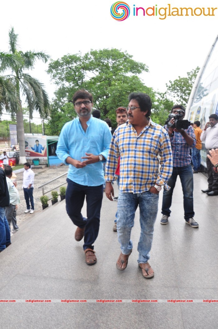Oka Manasu Theater Coverage Pics Event hd photo