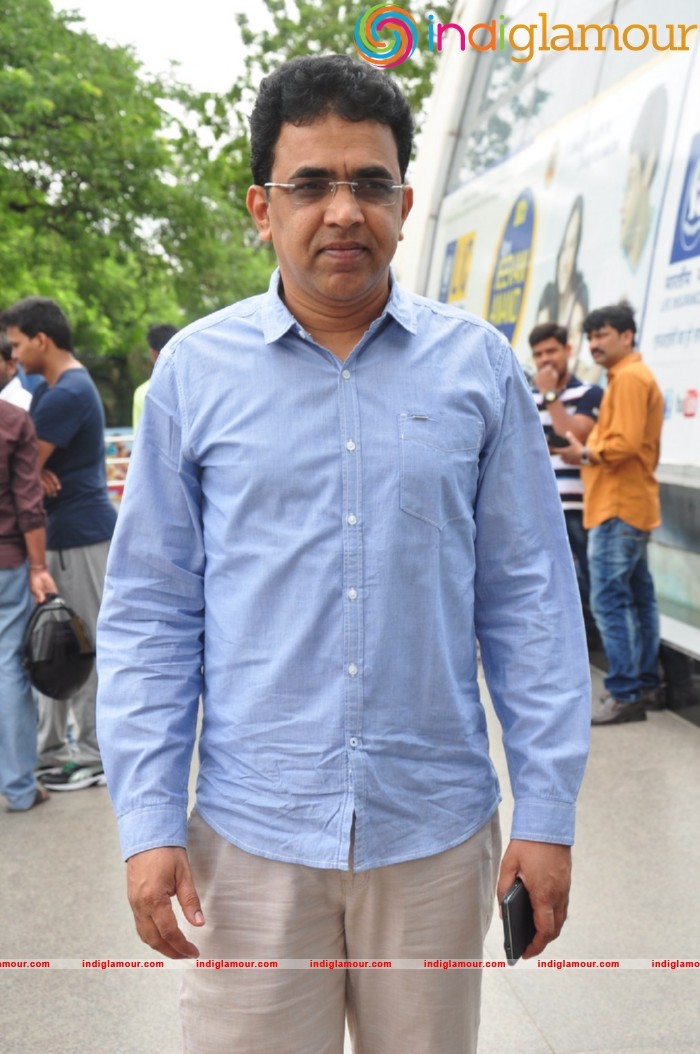Oka Manasu Theater Coverage Pics Event hd photo