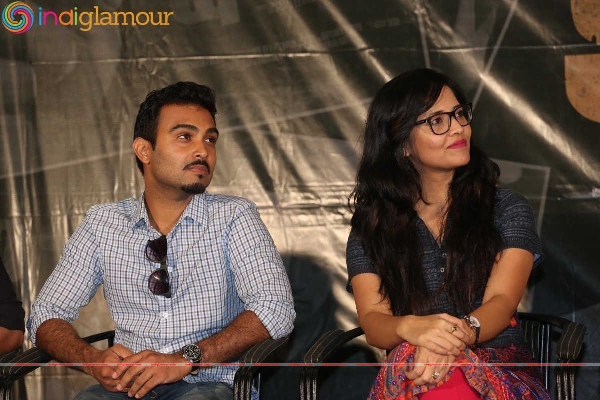 Kshanam Movie Press Meet Event hd photo
