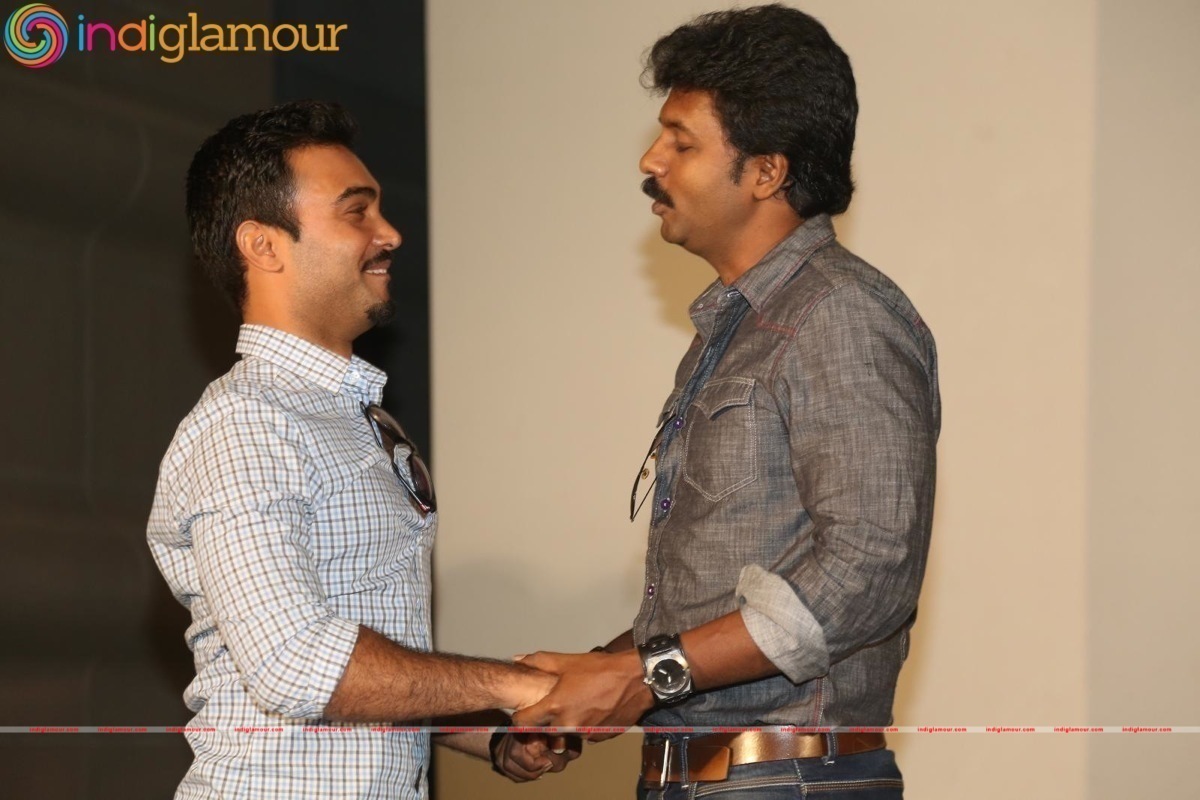Kshanam Movie Press Meet Event hd photo