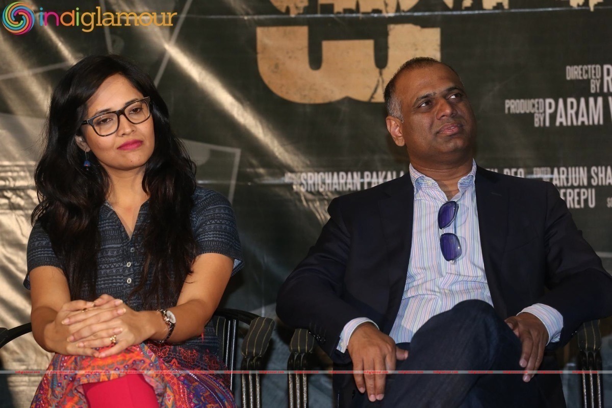 Kshanam Movie Press Meet Event hd photo