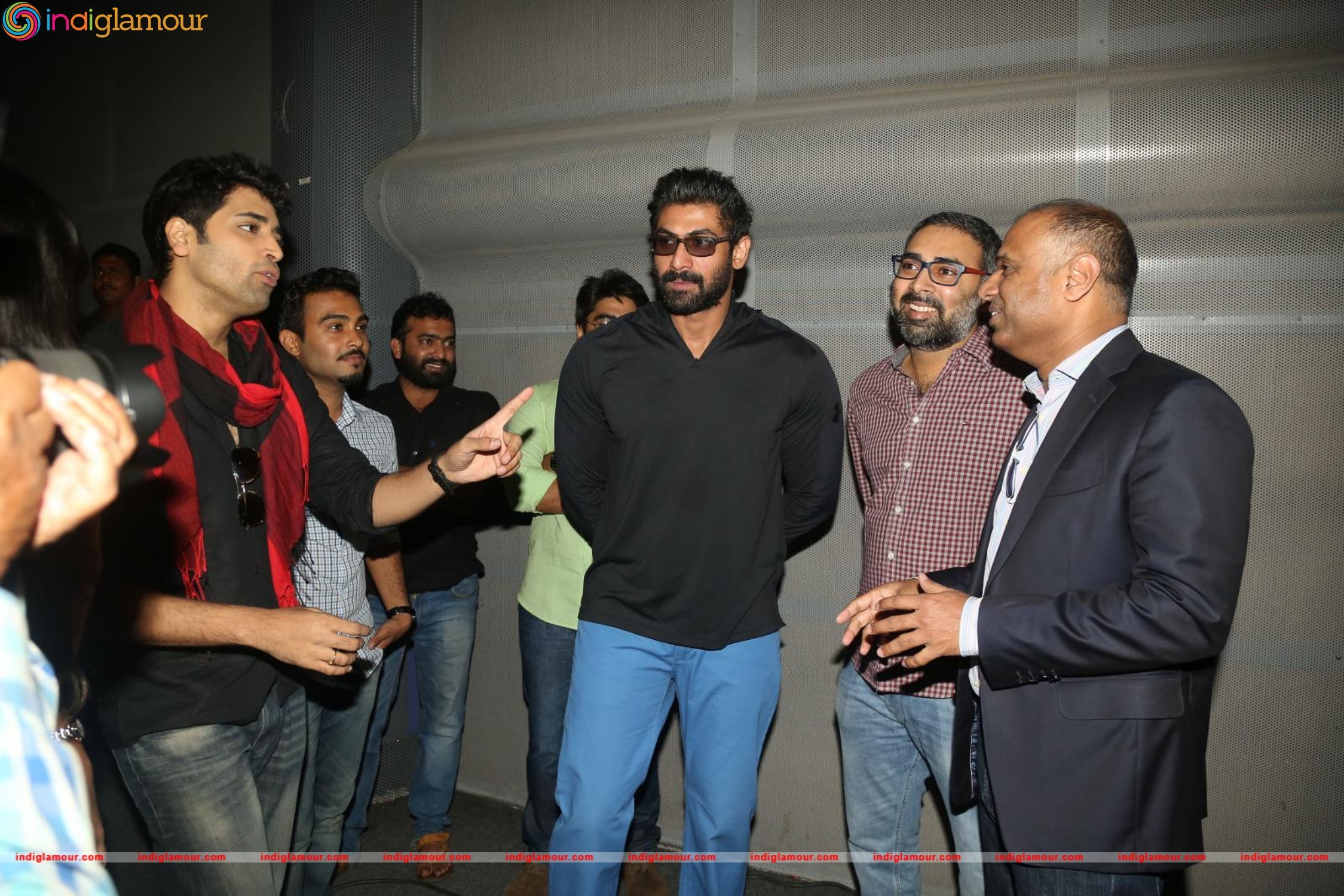 Kshanam Movie Pressmeet Event hd photo