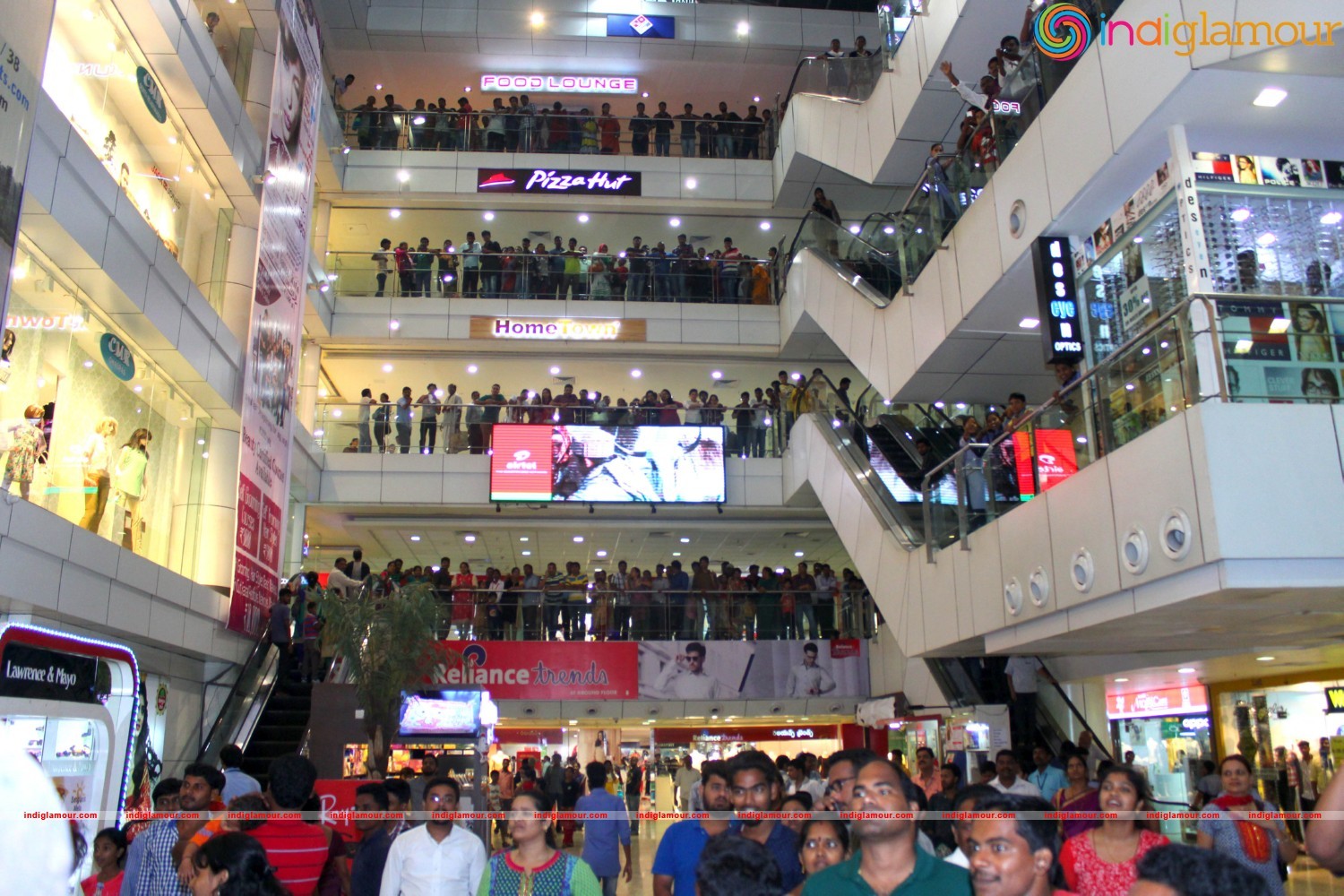 Run Movie Pre Release Tour Photos Event hd photo