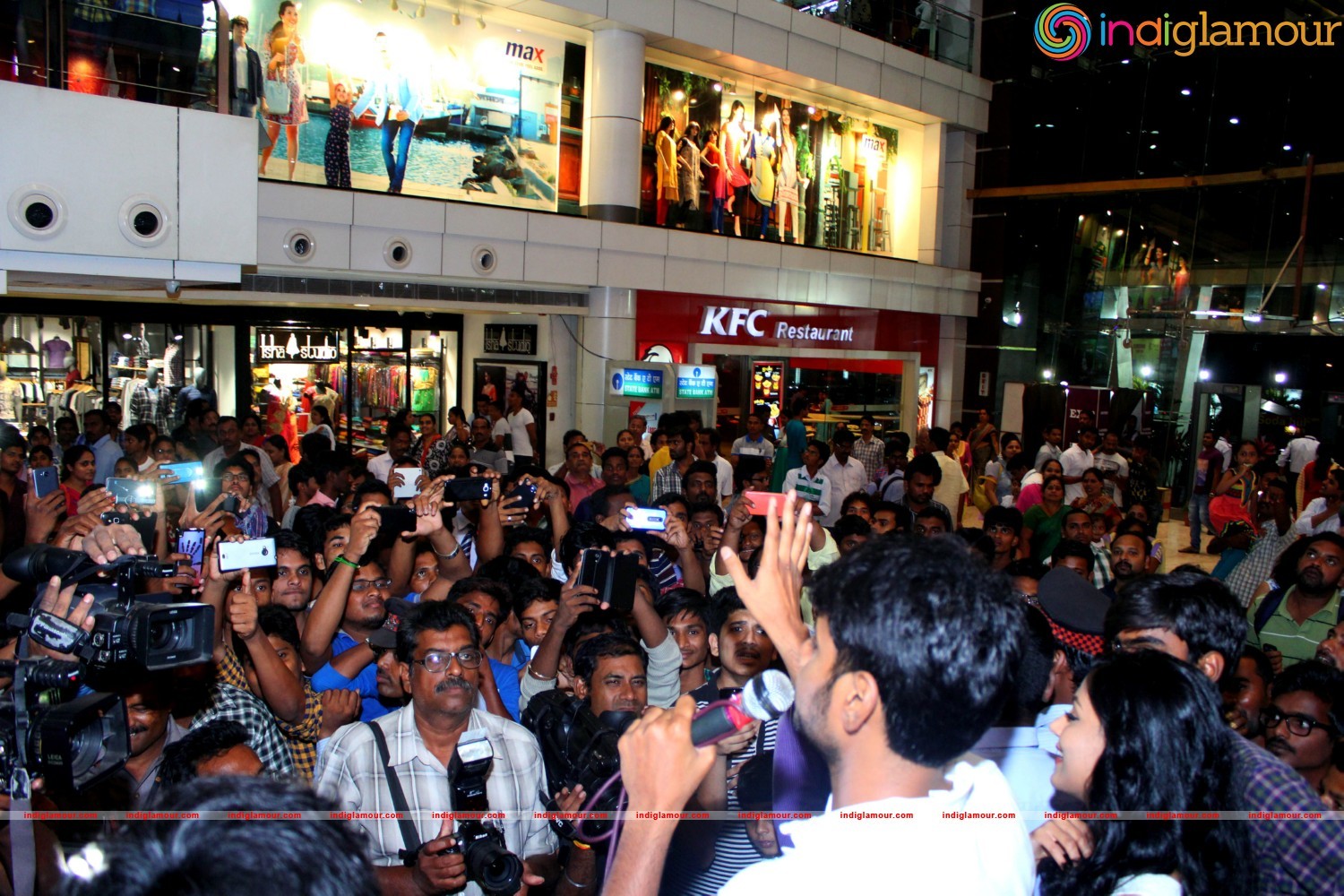 Run Movie Pre Release Tour Photos Event hd photo