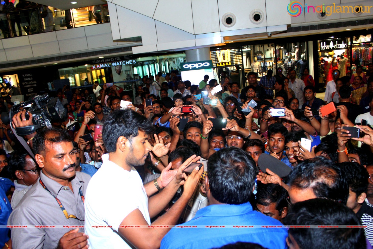 Run Movie Pre Release Tour Photos Event hd photo