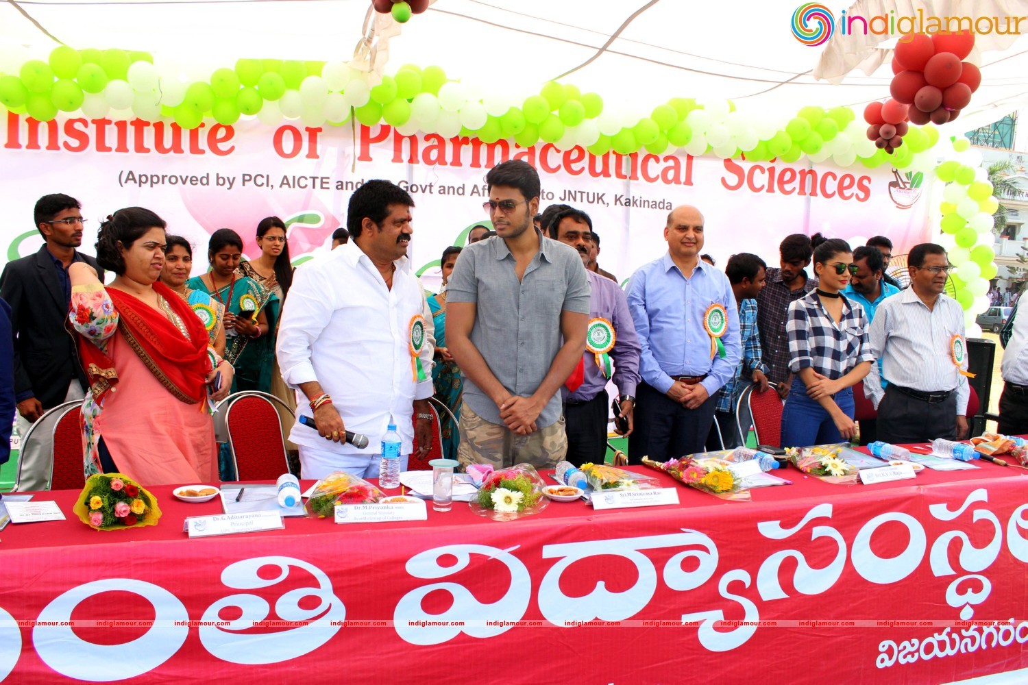 Run Movie Pre Release Tour Photos Event hd photo