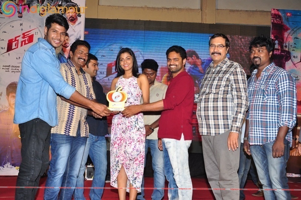 Sandeep Kishan and Anisha Ambrose Movie Run Event Event hd photo