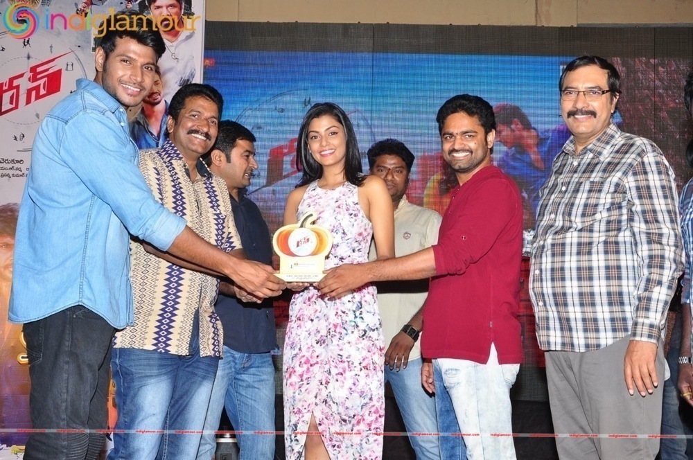Sandeep Kishan and Anisha Ambrose Movie Run Event Event hd photo