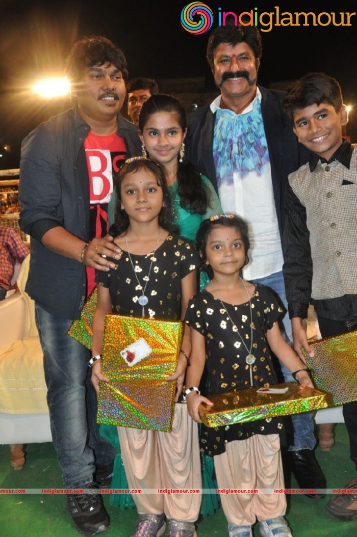 Raja Cheyyi Veste Movie Audio Event hd photo