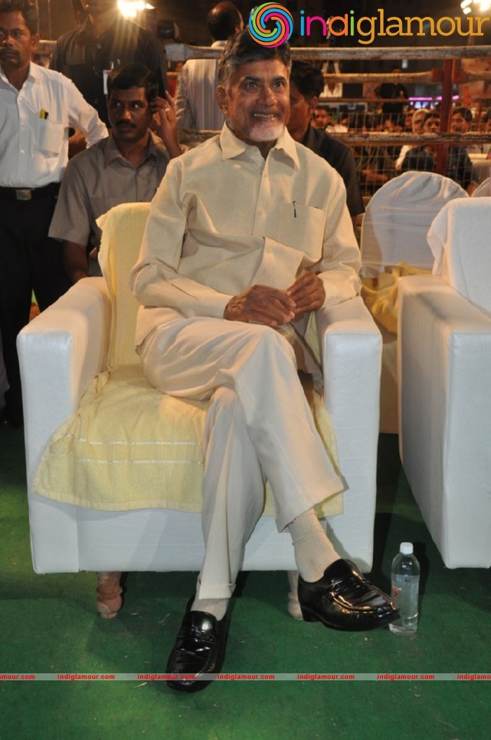 Raja Cheyyi Veste Movie Audio Event hd photo