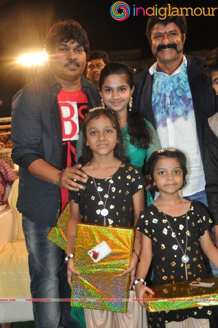 Raja Cheyyi Veste Movie Audio Event hd photo