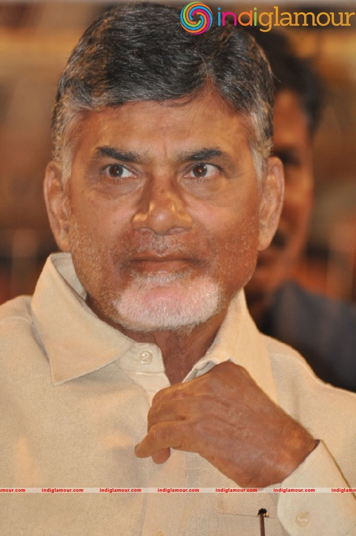 Raja Cheyyi Veste Movie Audio Event hd photo