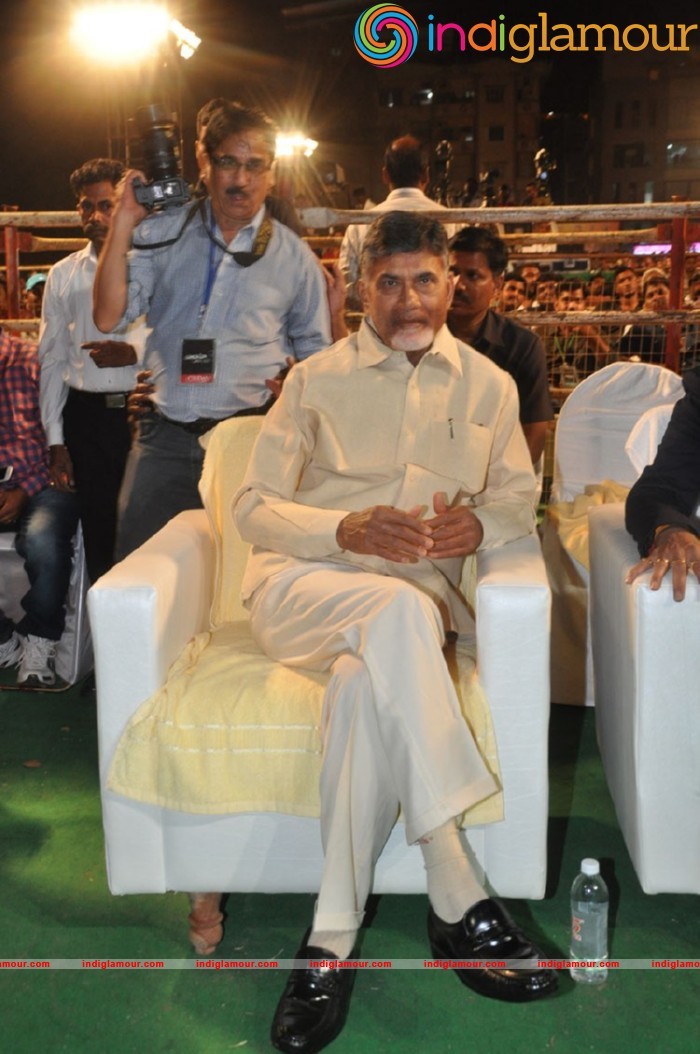 Raja Cheyyi Veste Movie Audio Event hd photo