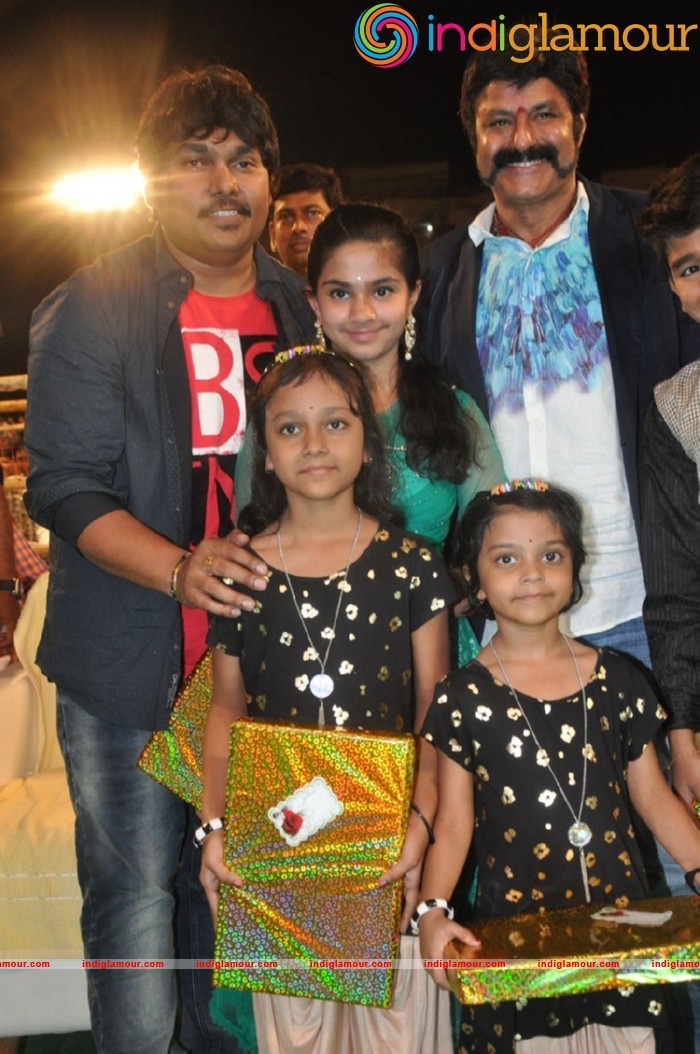 Raja Cheyyi Veste Movie Audio Event hd photo