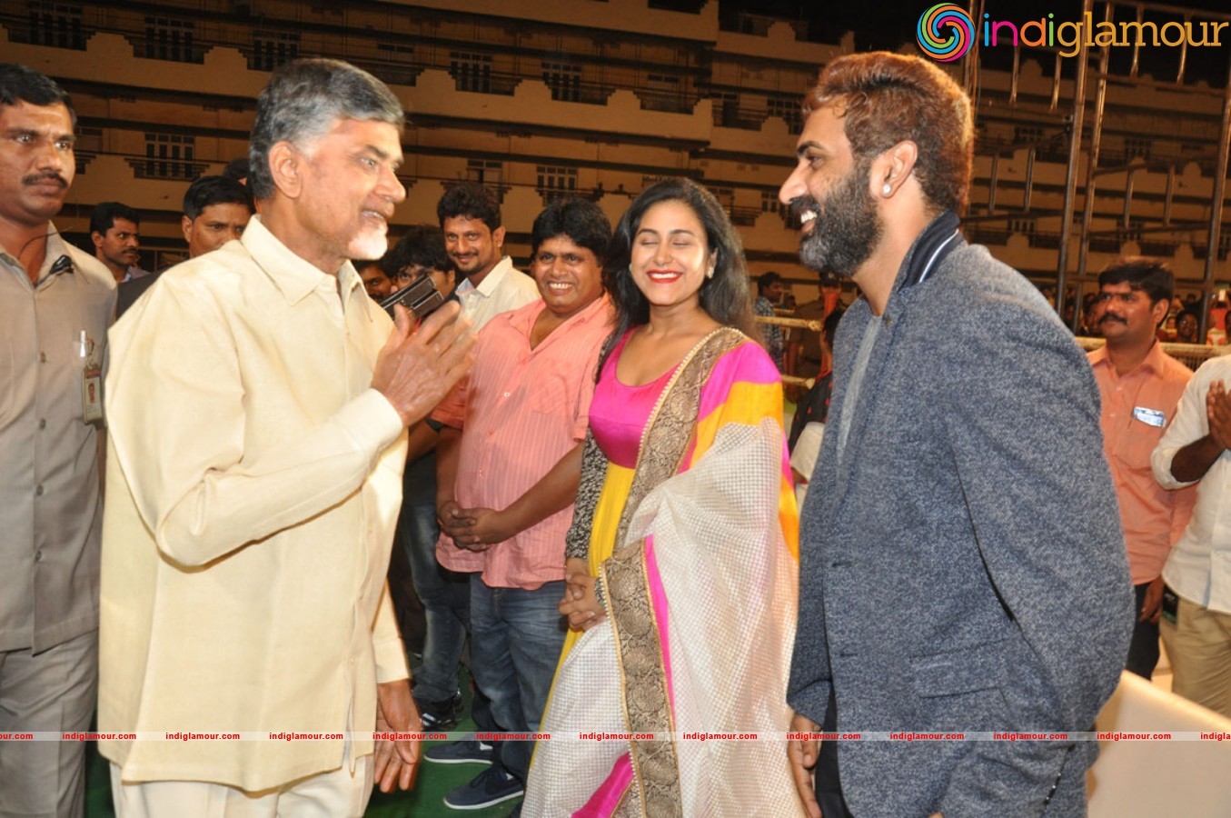 Raja Cheyyi Veste Movie Audio Event hd photo
