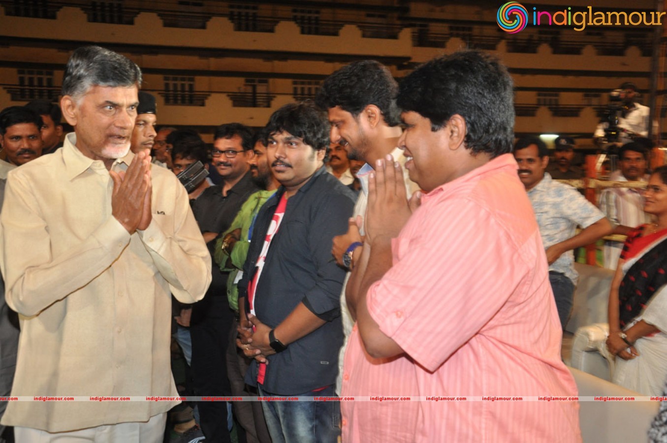 Raja Cheyyi Veste Movie Audio Event hd photo