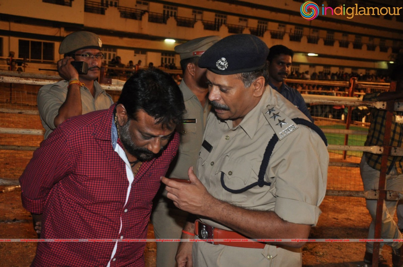 Raja Cheyyi Veste Movie Audio Event hd photo