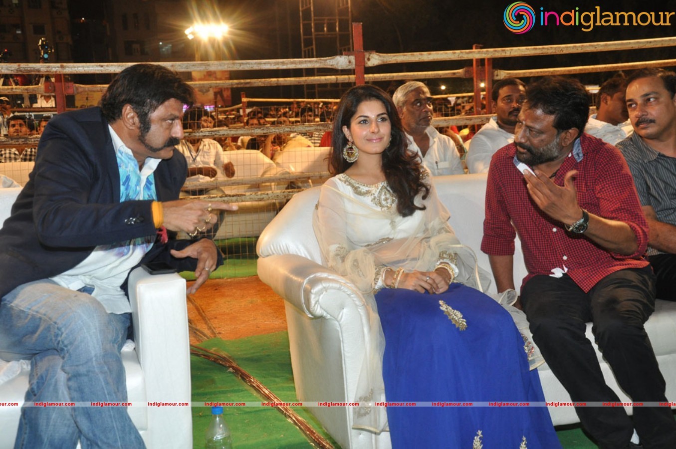 Raja Cheyyi Veste Movie Audio Event hd photo