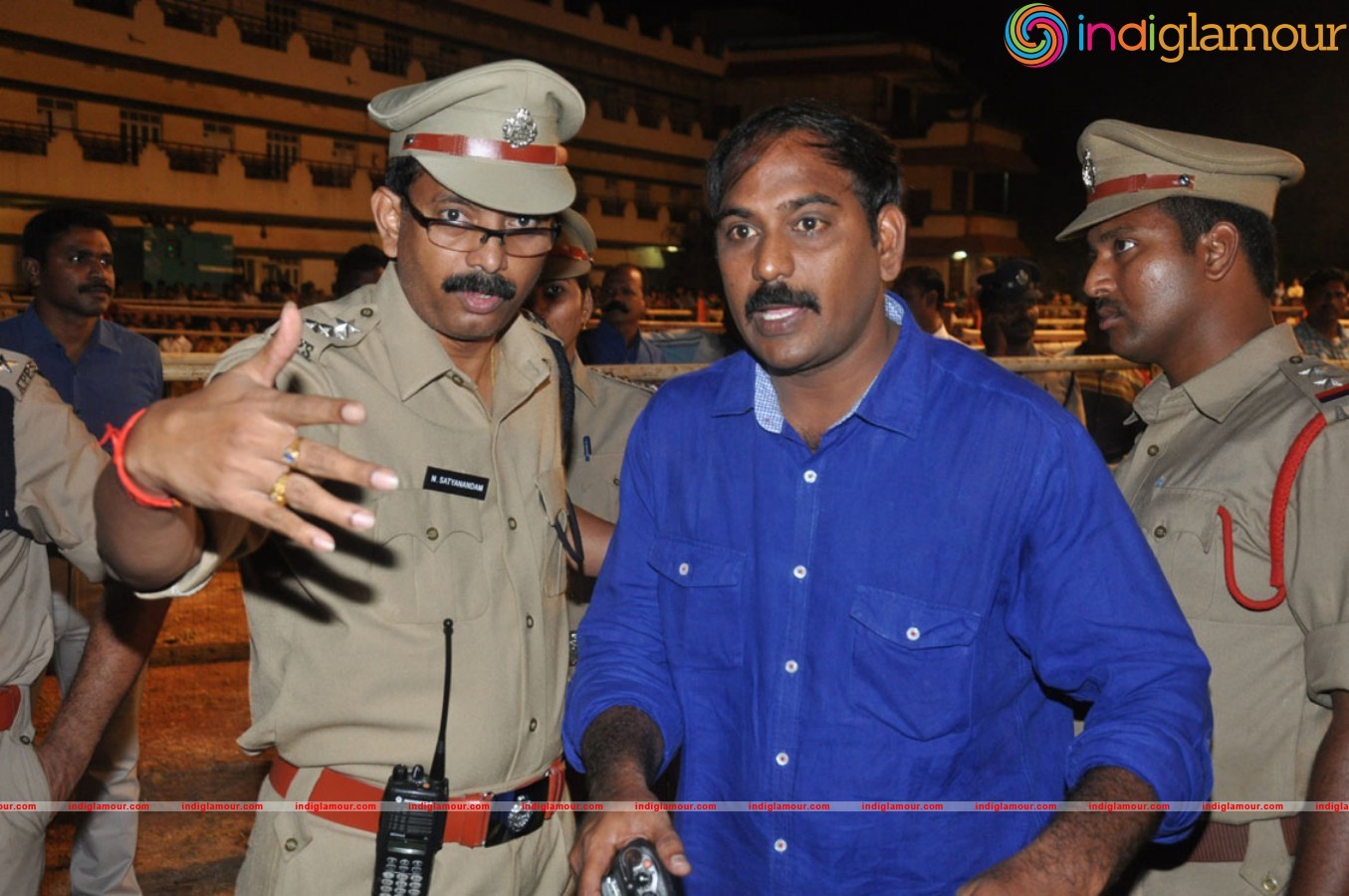 Raja Cheyyi Veste Movie Audio Event hd photo