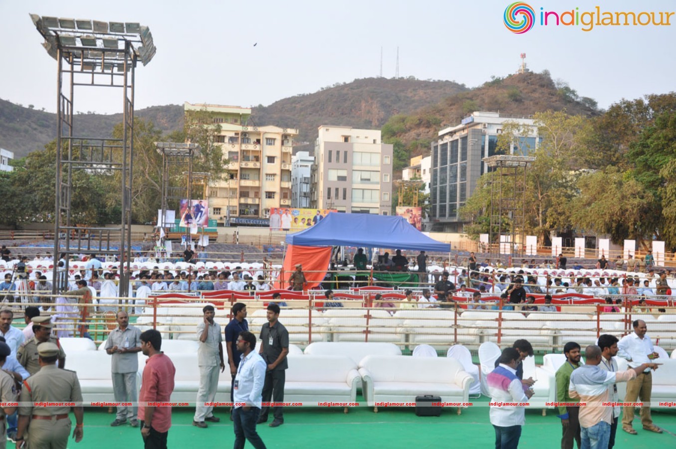 Raja Cheyyi Veste Movie Audio Event hd photo