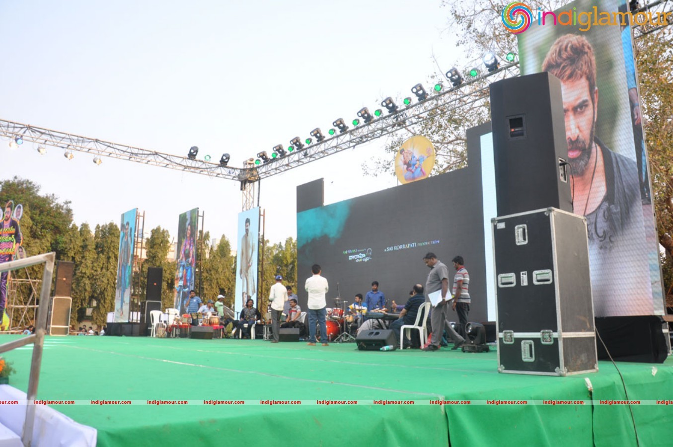 Raja Cheyyi Veste Movie Audio Event hd photo
