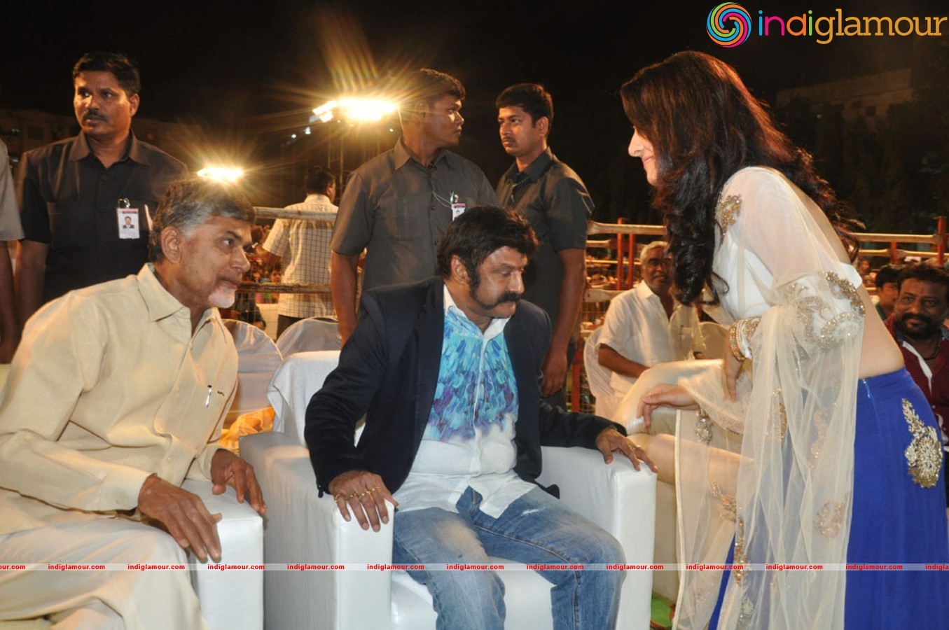 Raja Cheyyi Veste Movie Audio Event hd photo