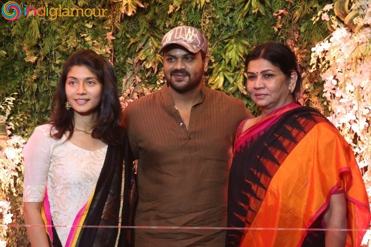 Chiranjeevi daughter Sreeja Reception Event hd photo