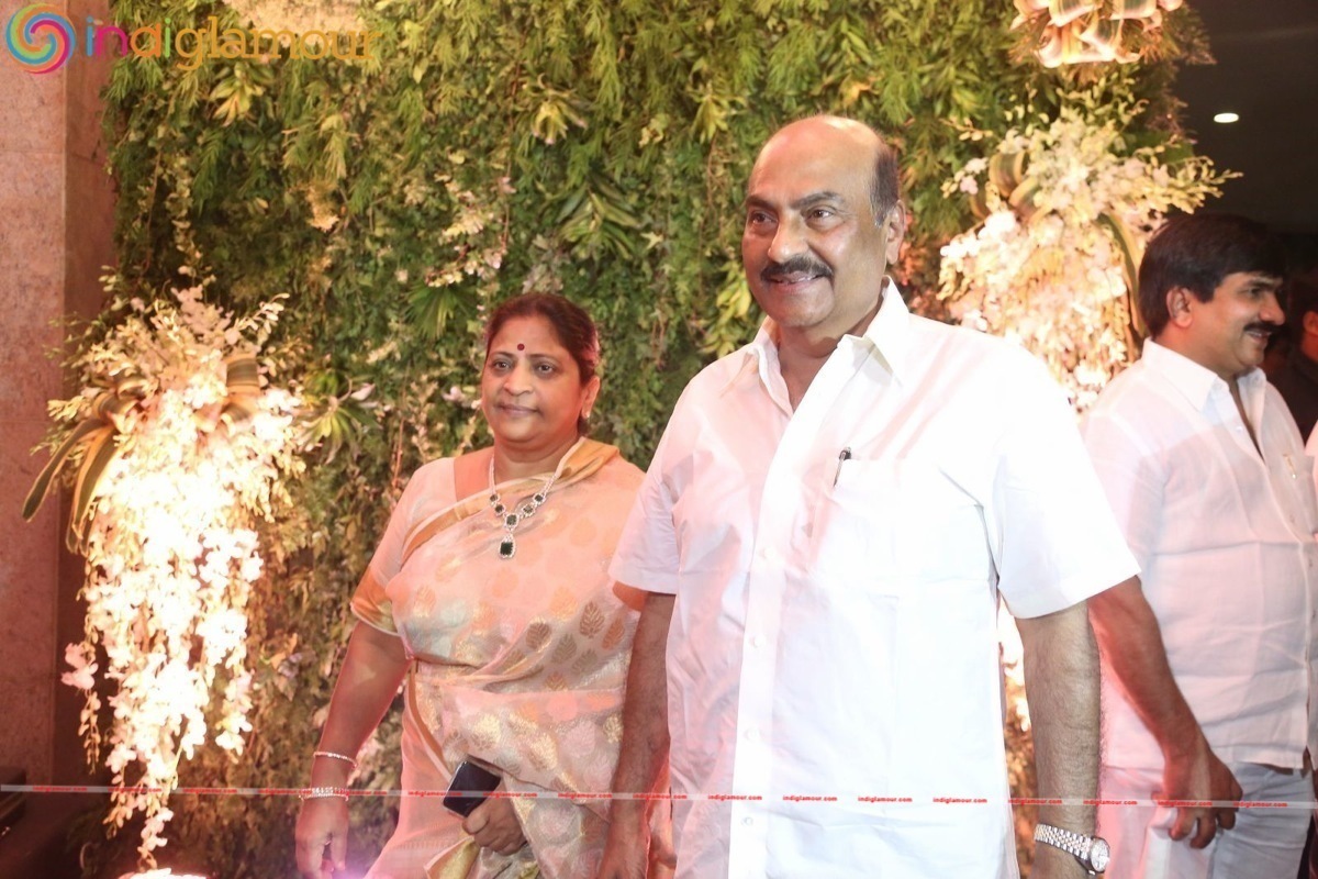 Chiranjeevi Daughter Sreeja Reception Event hd photo