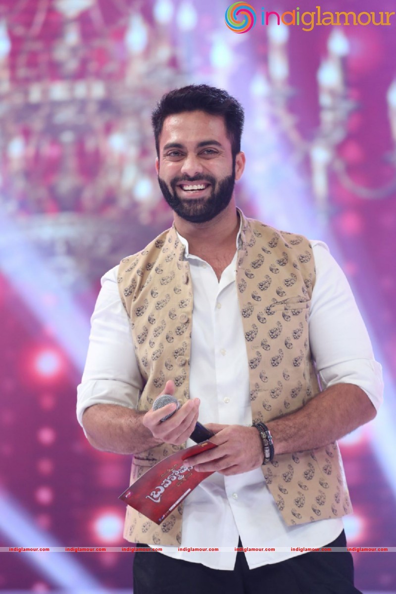 Brahmotsavam Audio Launch Event hd photo