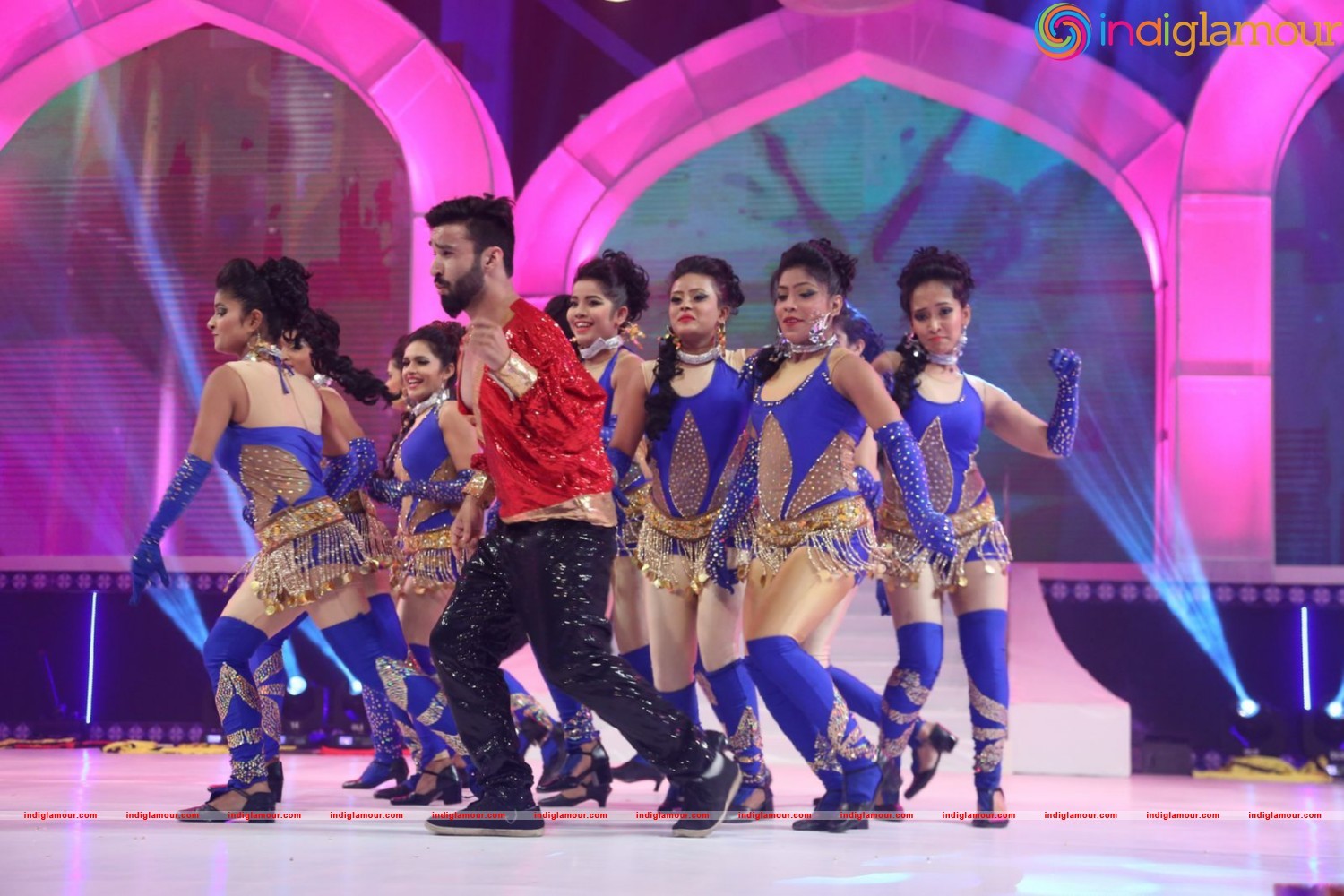 Brahmotsavam Audio Launch Event hd photo