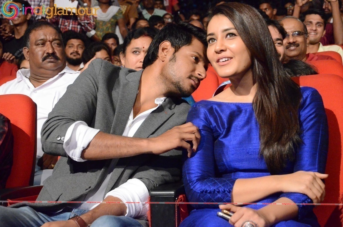 Okka Ammayi Thappa Audio Launch1 Event hd photo