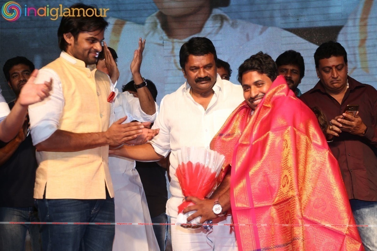 Okka Ammayi Thappa Audio Launch Event hd photo