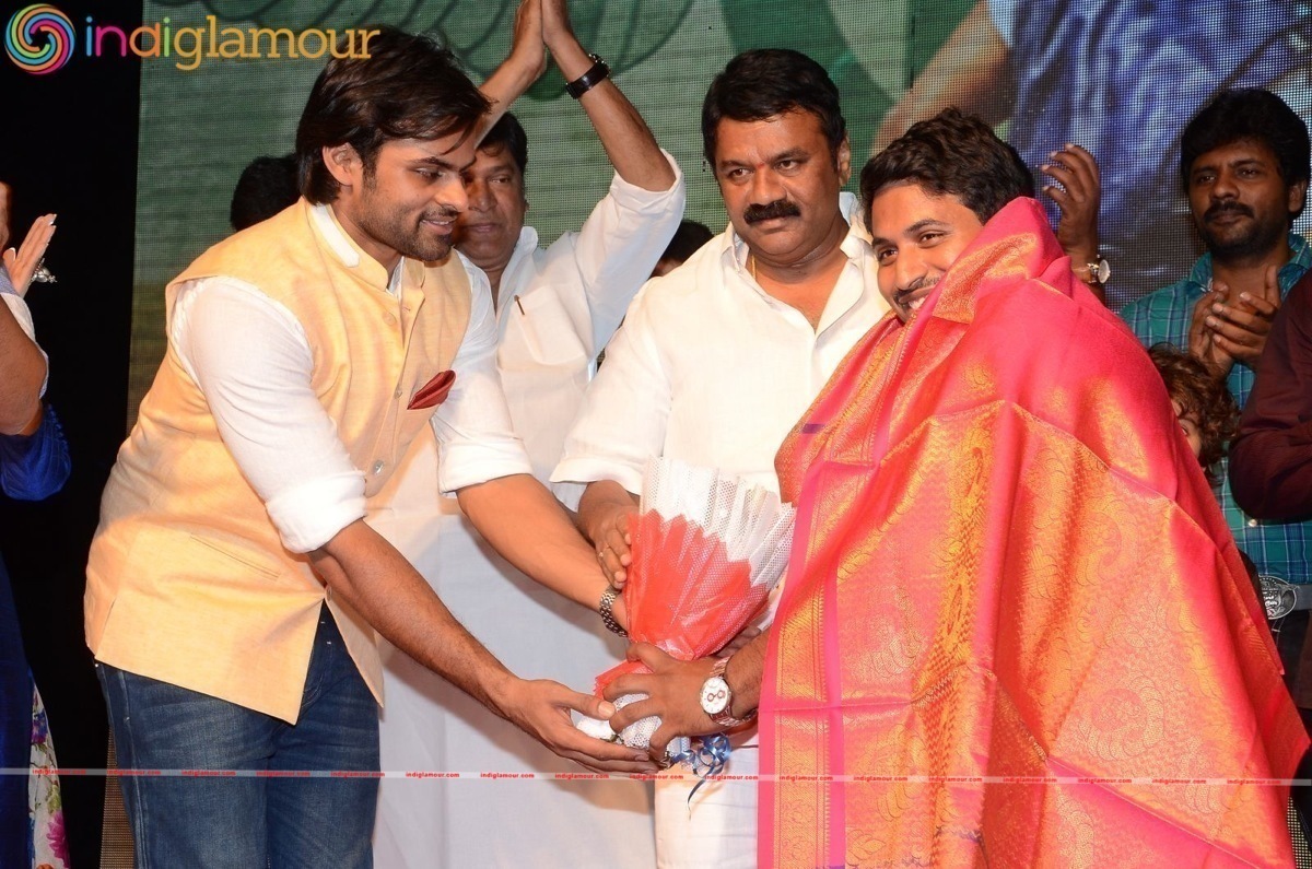 Okka Ammayi Thappa Audio Launch Event hd photo