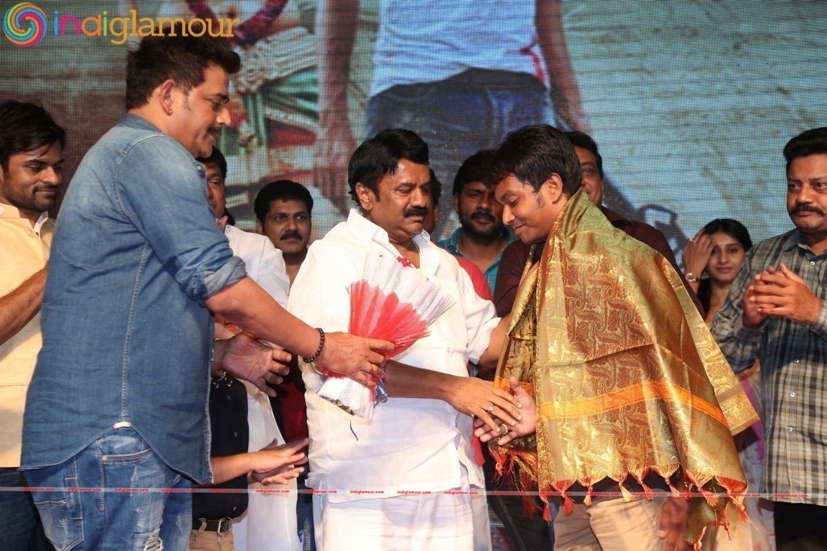 Okka Ammayi Thappa Audio Launch Event hd photo