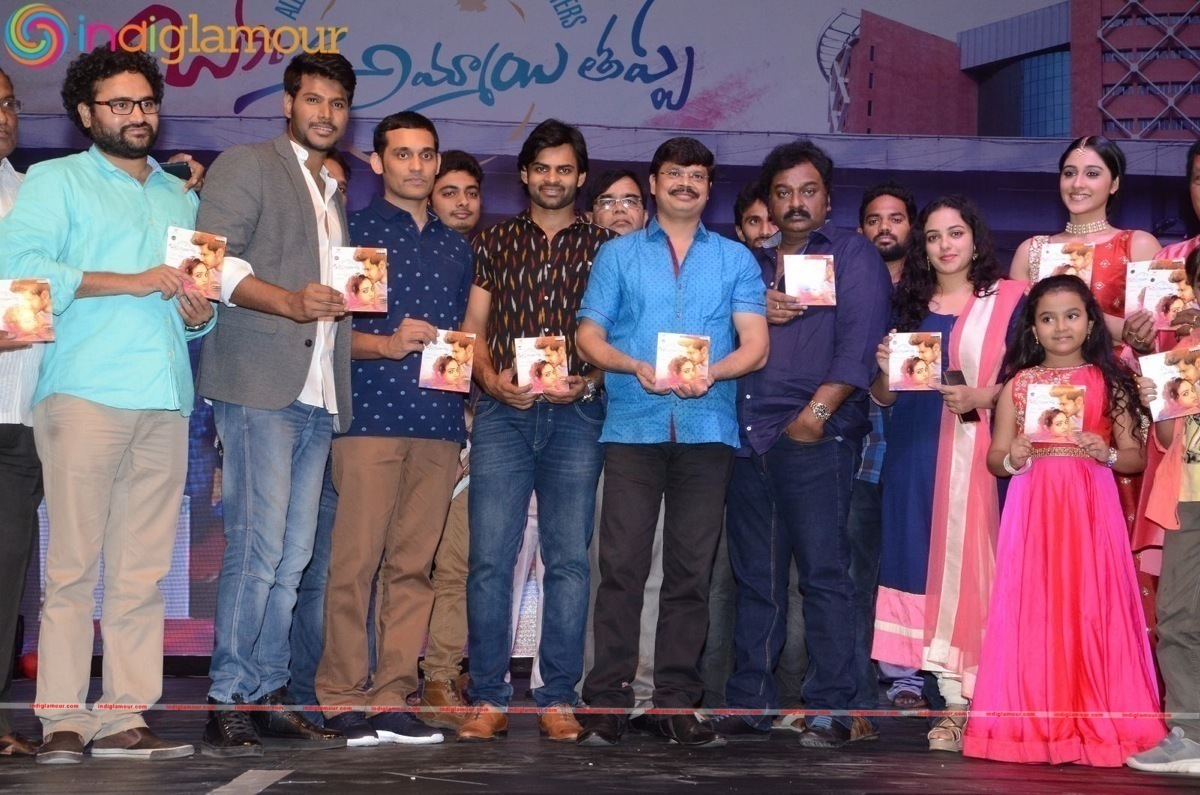 Okka Ammayi Thappa Audio Launch Event hd photo