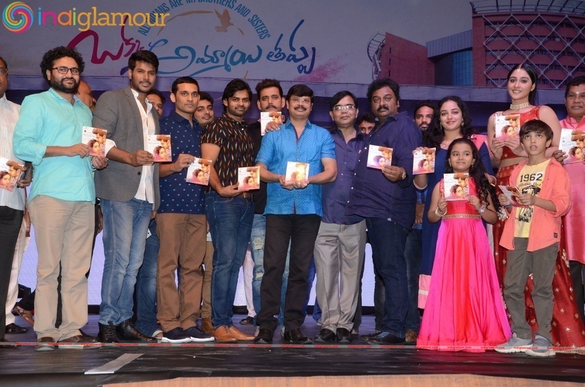 Okka Ammayi Thappa Audio Launch Event hd photo