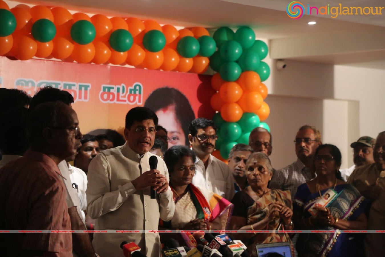 Powerstar Srinivasan campaign for BJP Candidates in Virugambakkam Event hd photo