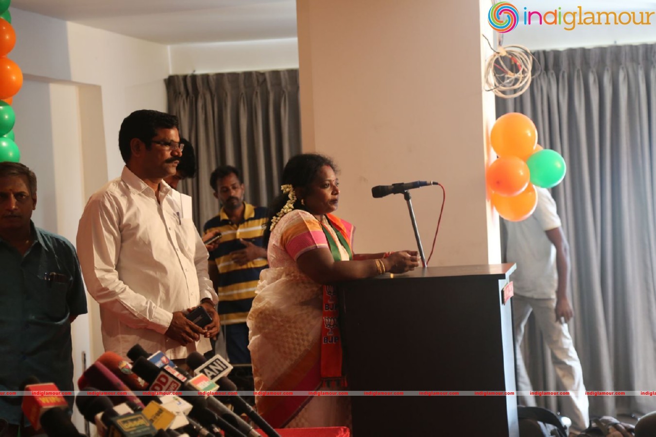 Powerstar Srinivasan campaign for BJP Candidates in Virugambakkam Event hd photo
