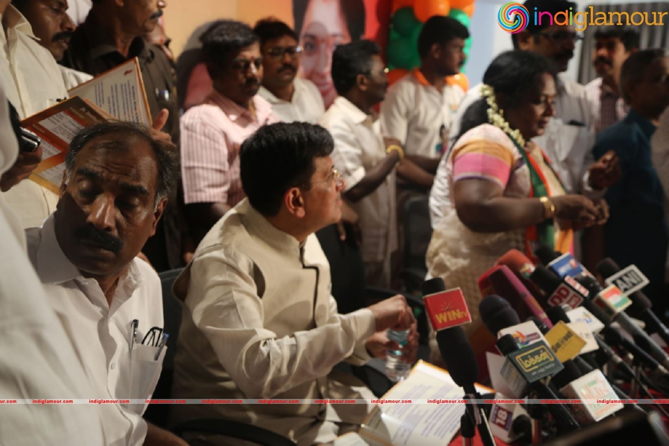 Powerstar Srinivasan campaign for BJP Candidates in Virugambakkam Event hd photo