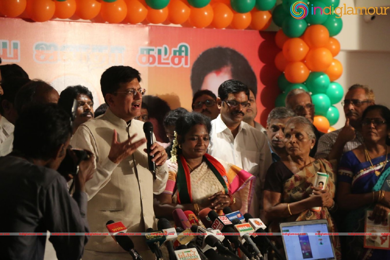 Powerstar Srinivasan campaign for BJP Candidates in Virugambakkam Event hd photo