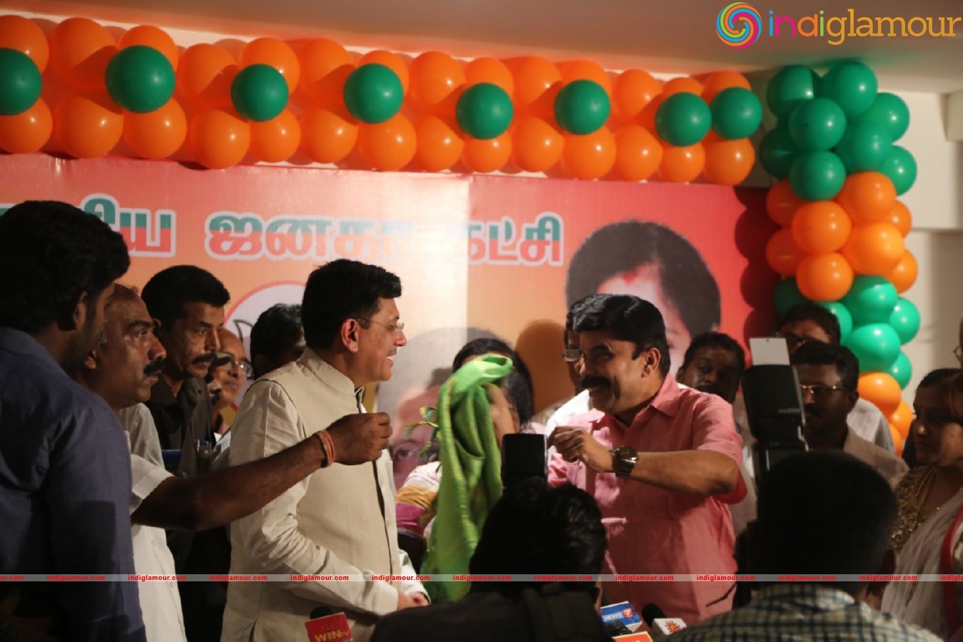 Powerstar Srinivasan campaign for BJP Candidates in Virugambakkam Event hd photo