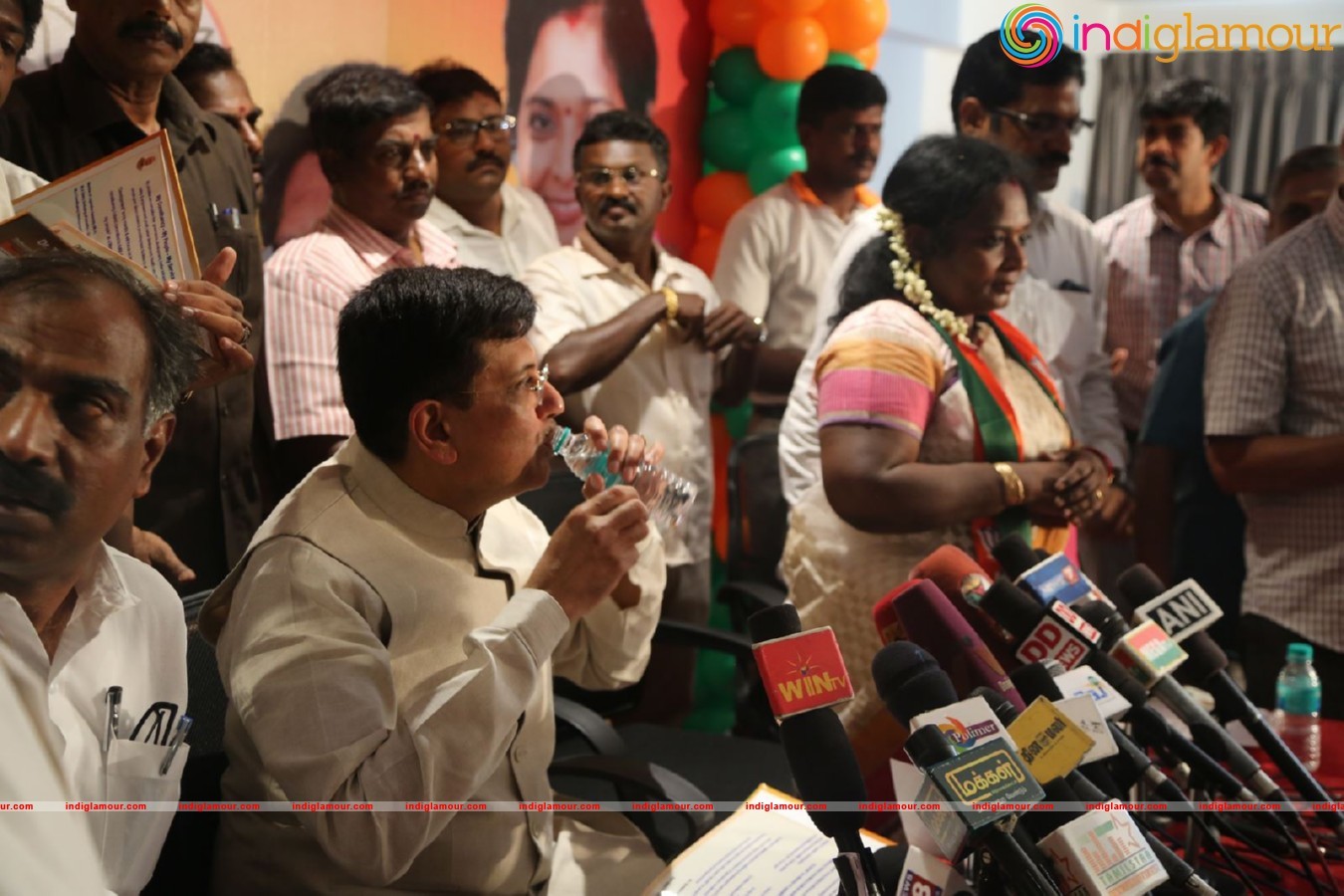Powerstar Srinivasan campaign for BJP Candidates in Virugambakkam Event hd photo