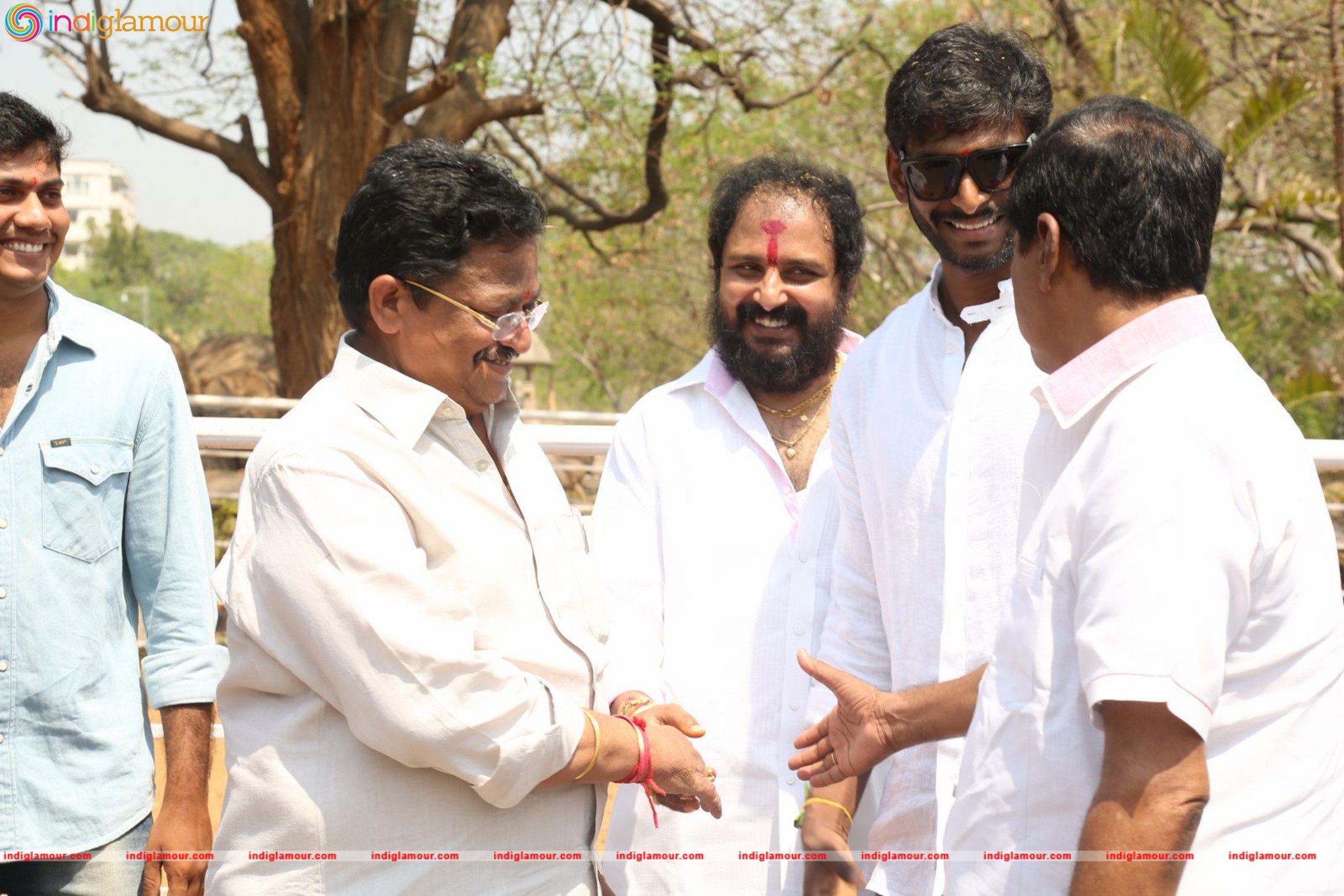 4×4 Movie Opening Photos Event hd photo