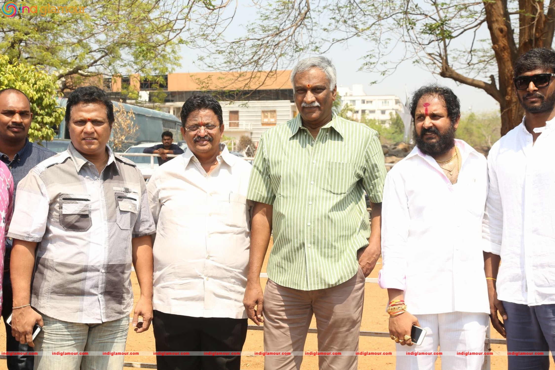 4×4 Movie Opening Photos Event hd photo