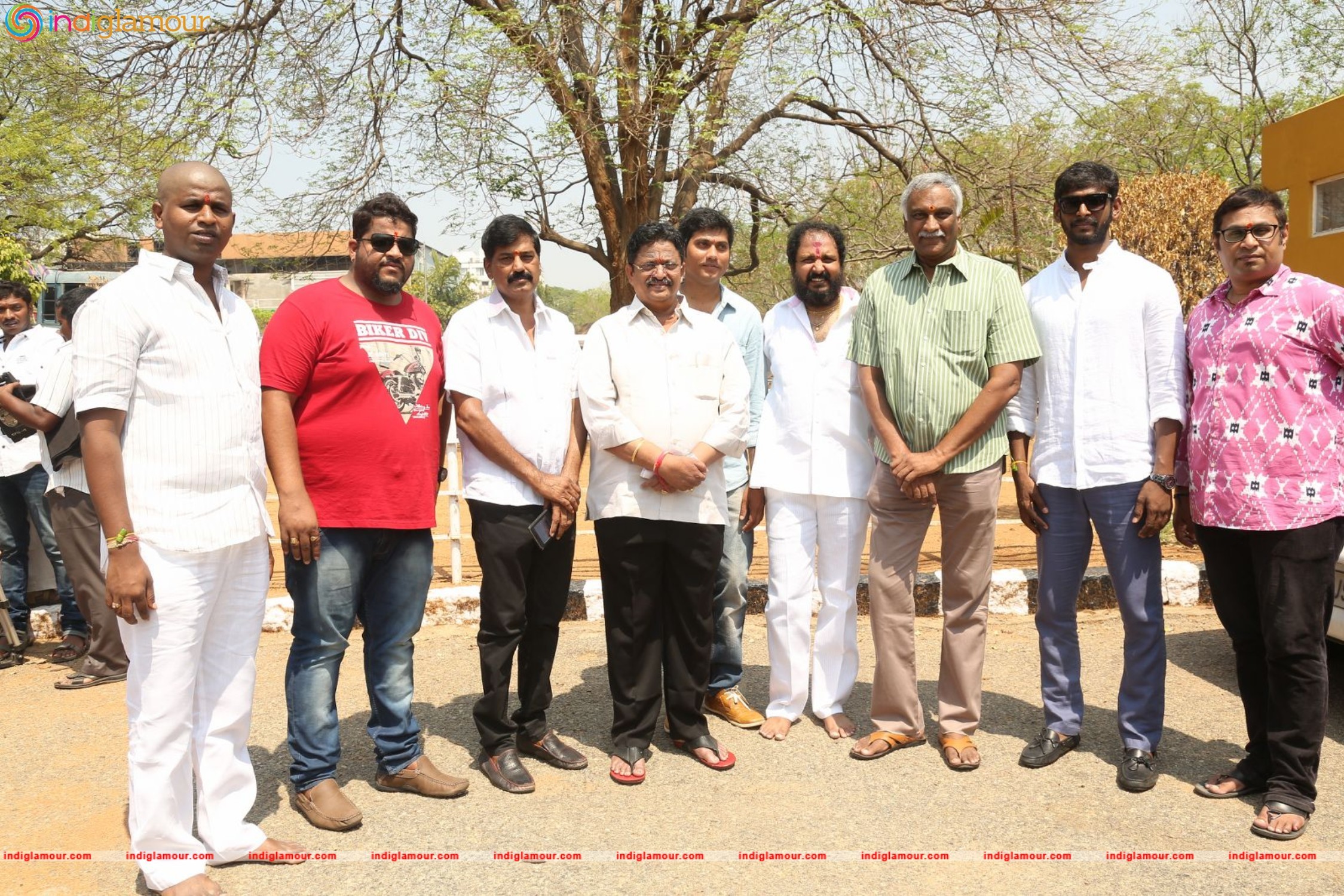4×4 Movie Opening Photos Event hd photo