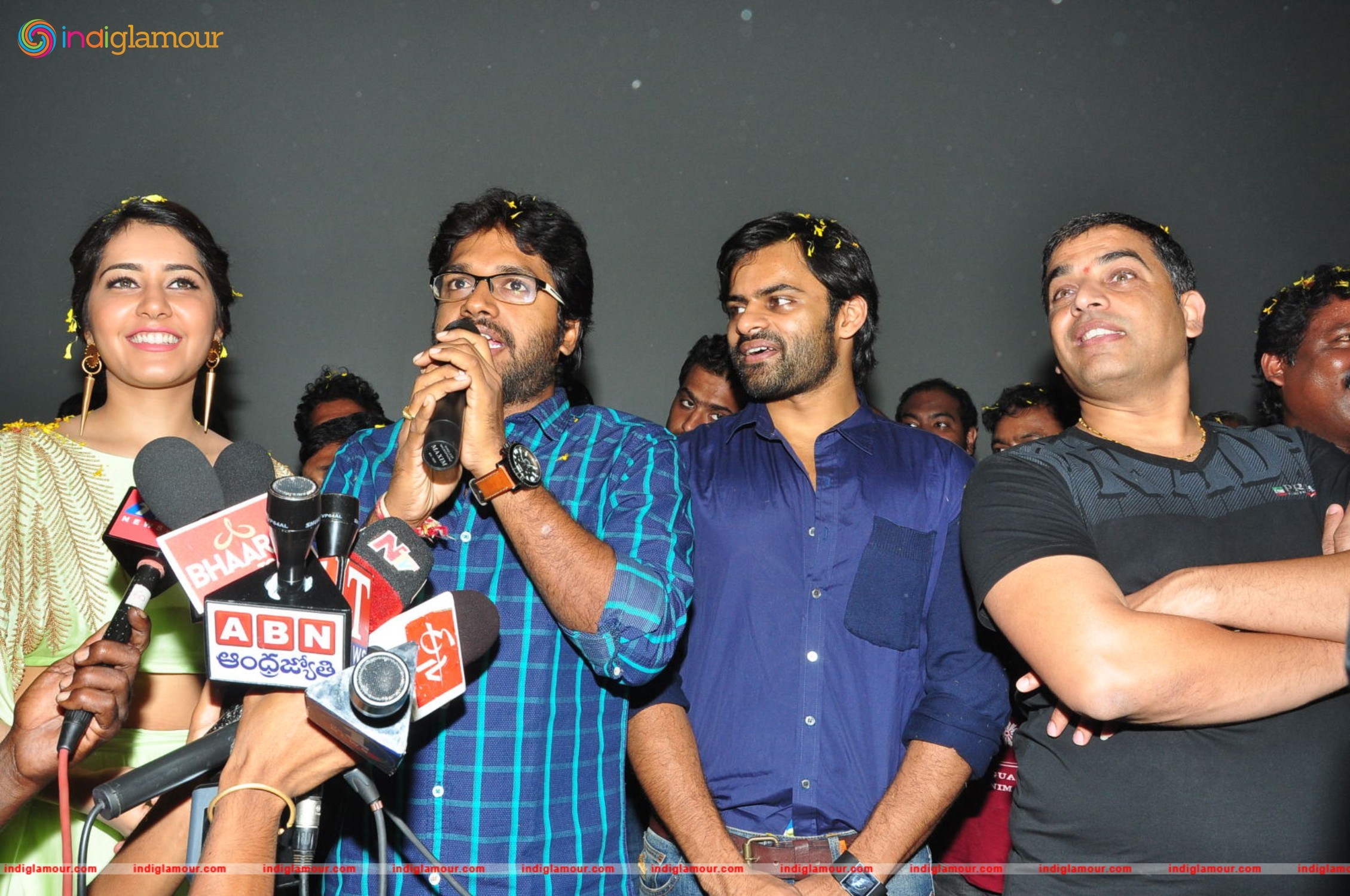 Supreme Movie Platinum Disc Function Event hd photo