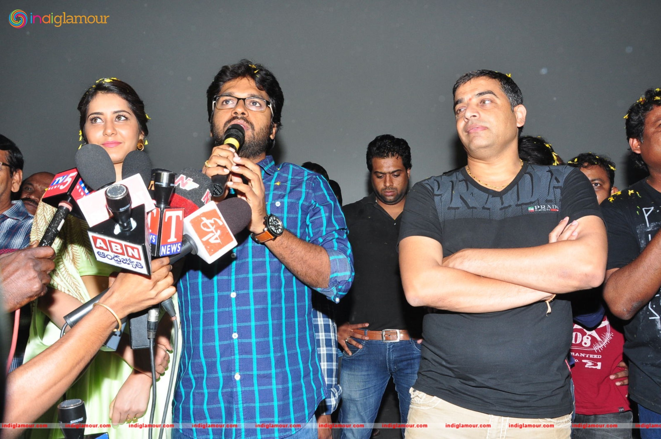 Supreme Movie Platinum Disc Function Event hd photo