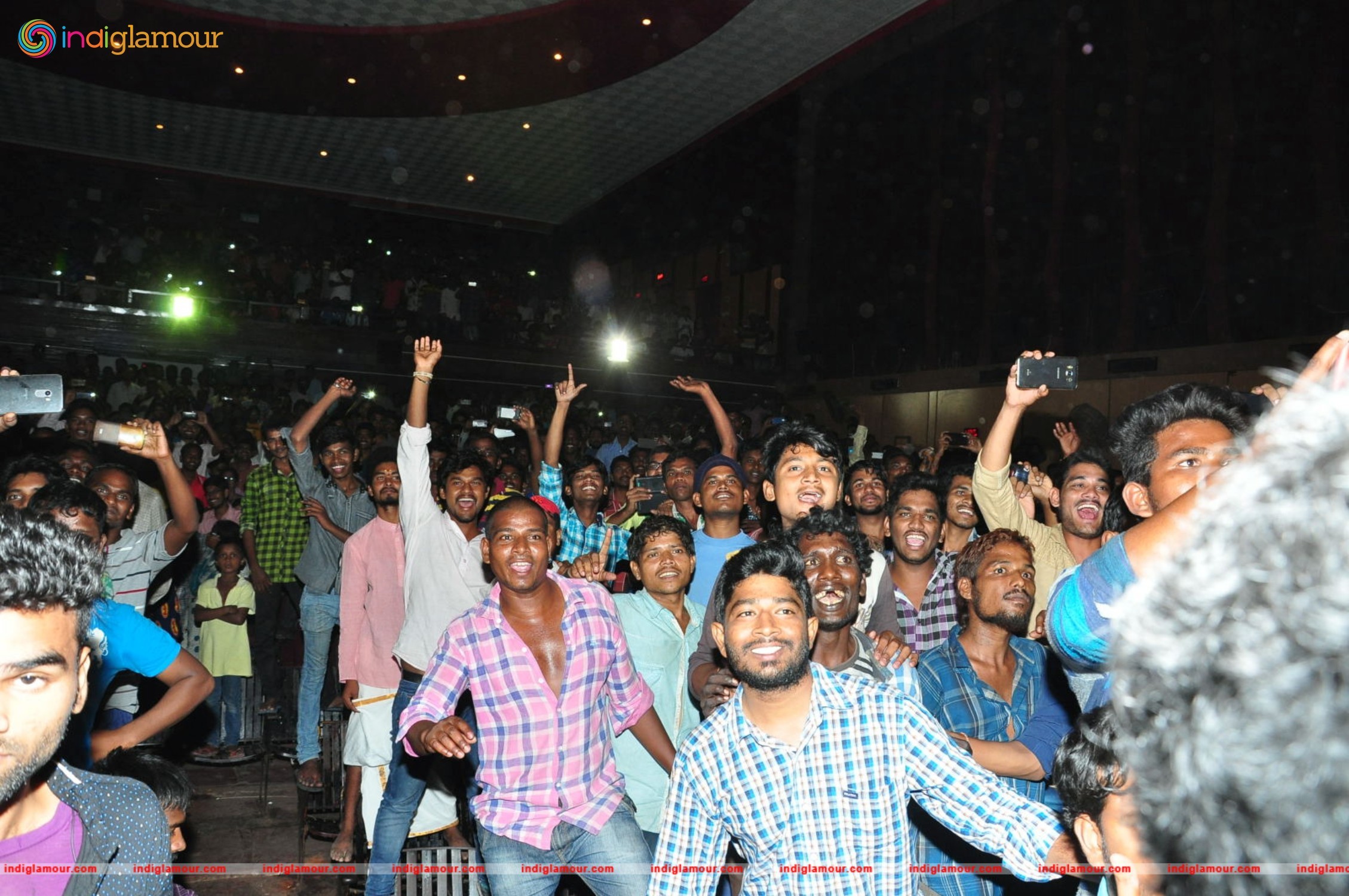 Supreme Movie Platinum Disc Function Event hd photo